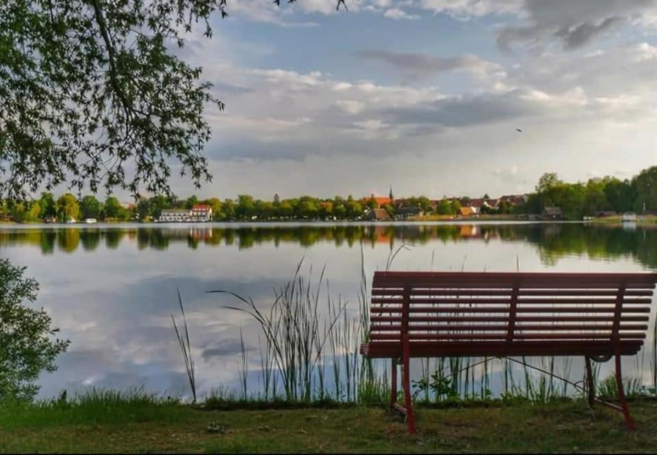 Ferien Direkt Am Wasser Mit Hund Krakow am See Ngoại thất bức ảnh